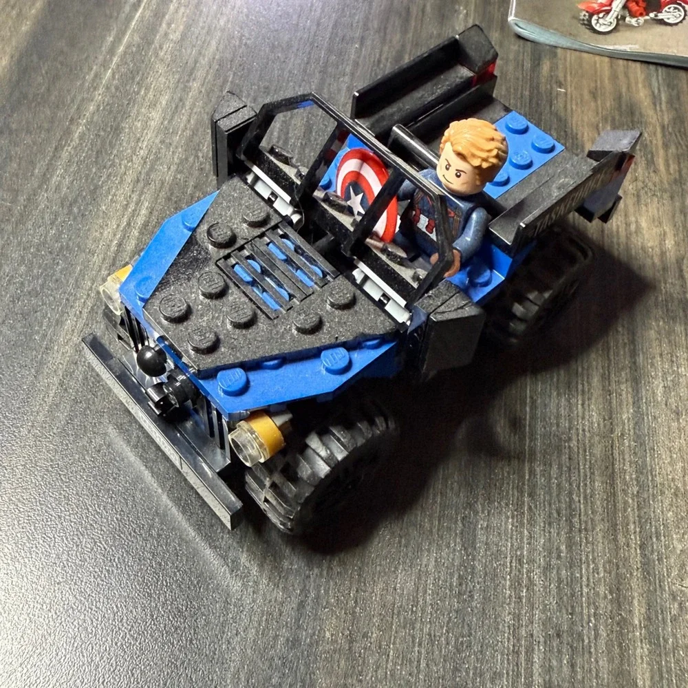 LEGO‎ Marvel Super Heroes Black Panther Pursuit 76047 Jet Car Set